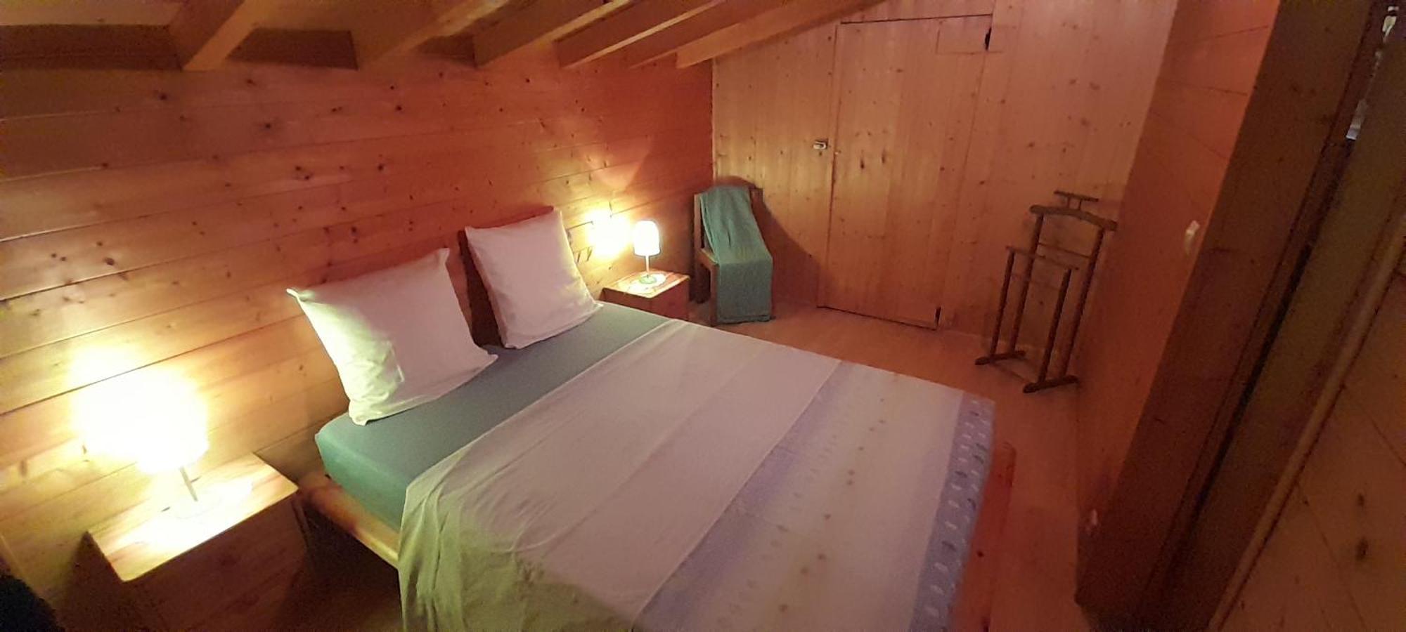 Location Type Gite, Chambre D'Hote, Meuble De Tourisme Dans Joli Petit Chalet Typique Et Ou Jolie Roulotte Type Boheme Waldighoffen Exterior photo